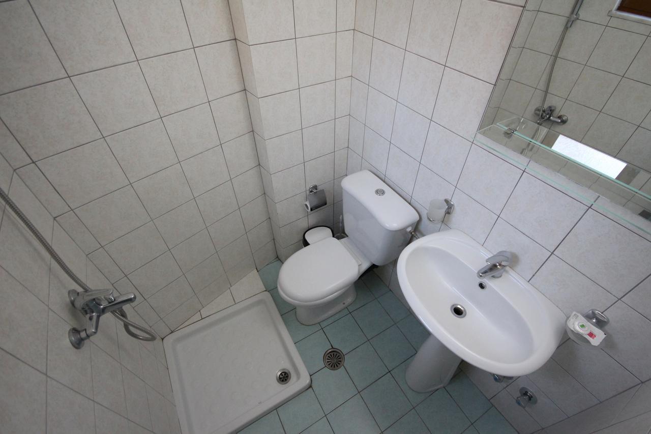 Jb Hotel Sarandë Habitación foto
